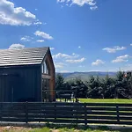 Maly Tiny W Gorach Z Kominkiem , Nyaraló