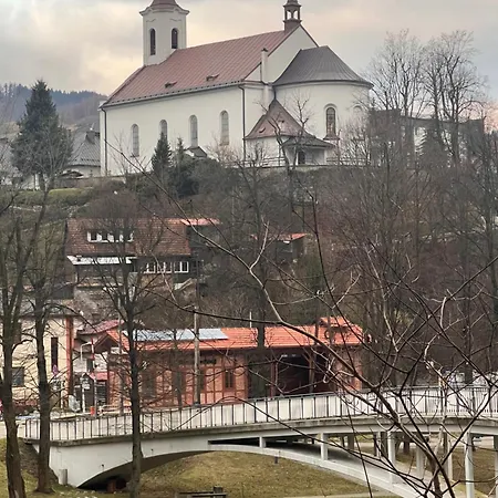 Maly Tiny W Gorach Z Kominkiem , Vakantiehuis Piwniczna-Zdroj