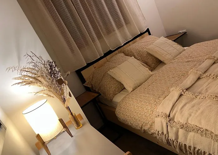 Maly Tiny W Gorach Z Kominkiem ,